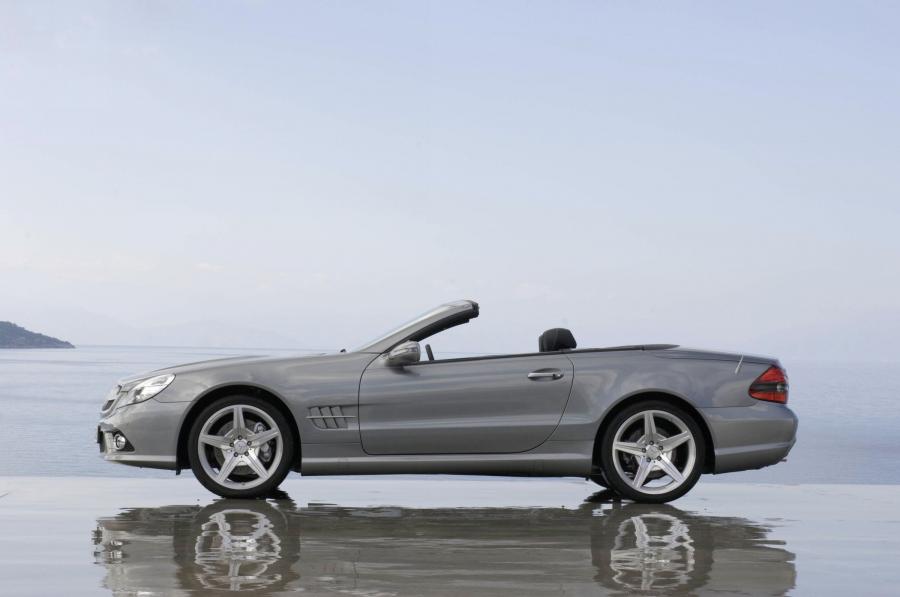  Mercedes-Benz SL-Class 2009 года  (фото 19 из 234)